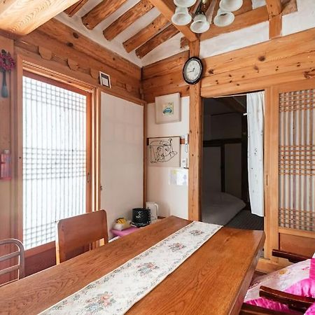 Namhyundang - Hanok Korean Traditional House Seúl Exterior foto